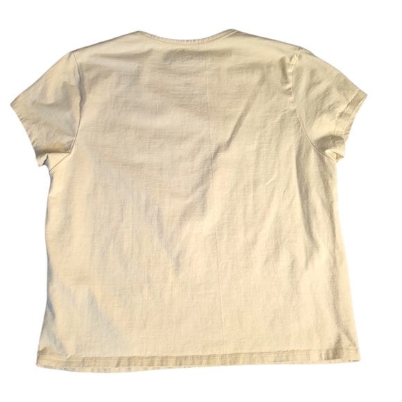 Yellowstone DUTTON RANCH Official Crop T-shirt Off White SZ Large - Picture 5 of 5